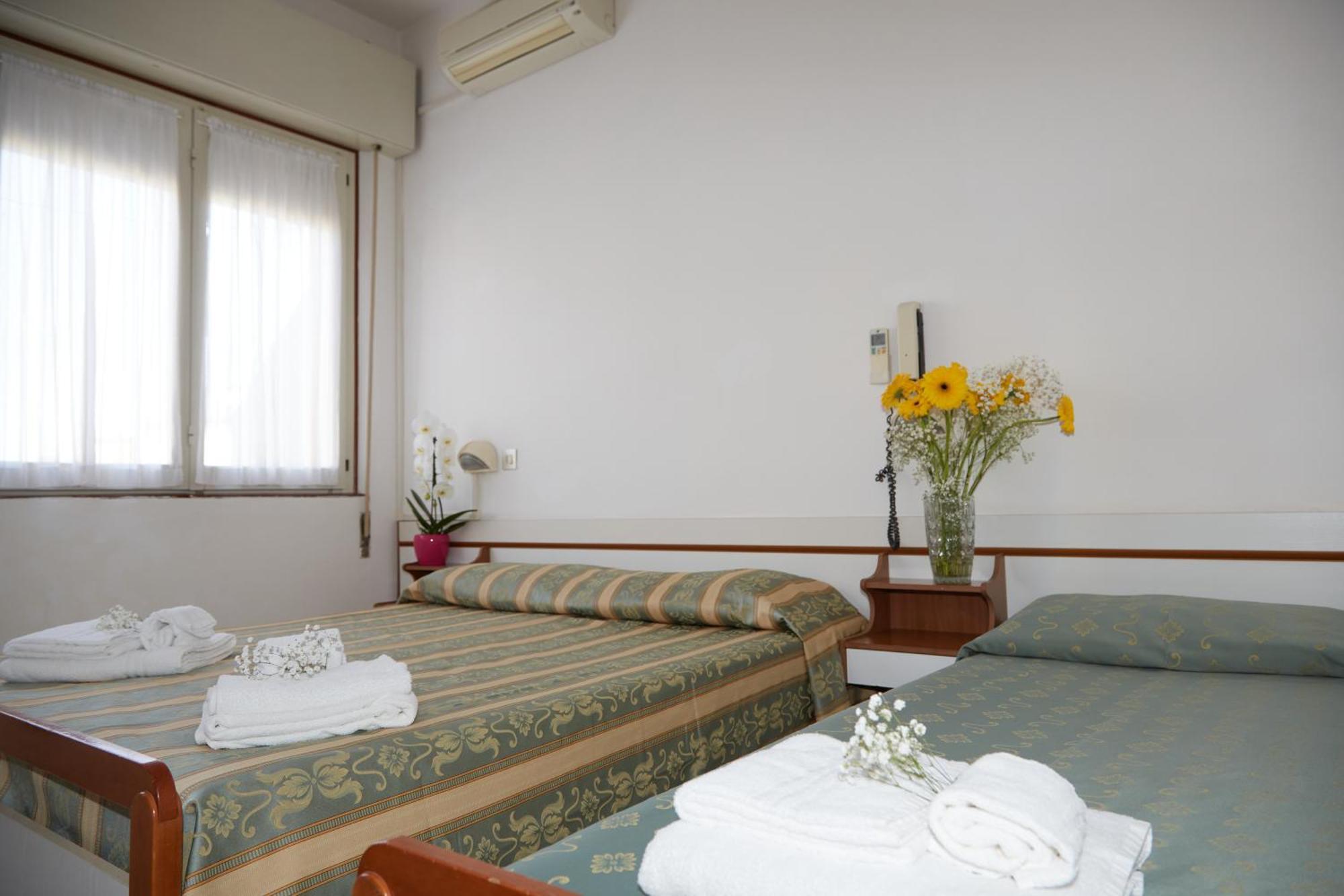 Hotel Italiacervia Ngoại thất bức ảnh