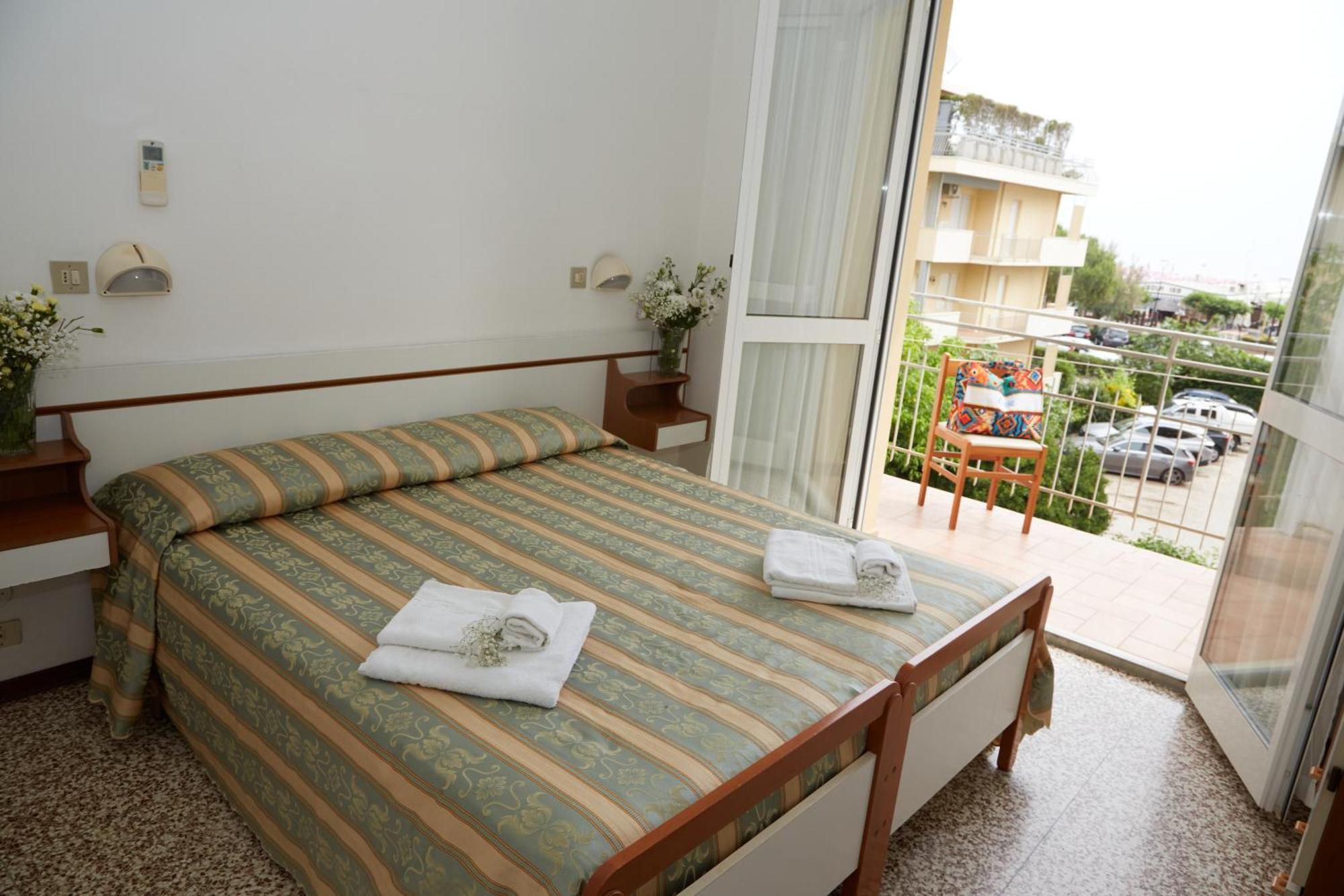 Hotel Italiacervia Ngoại thất bức ảnh